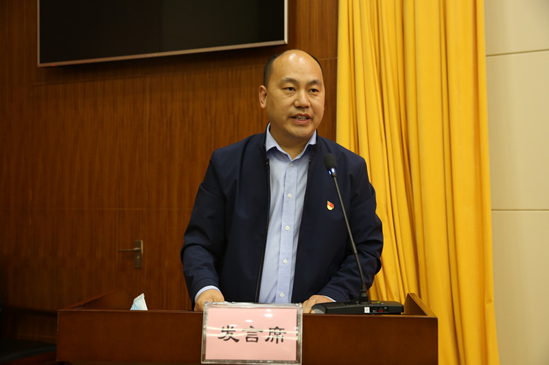 8.jpg C7娱乐
