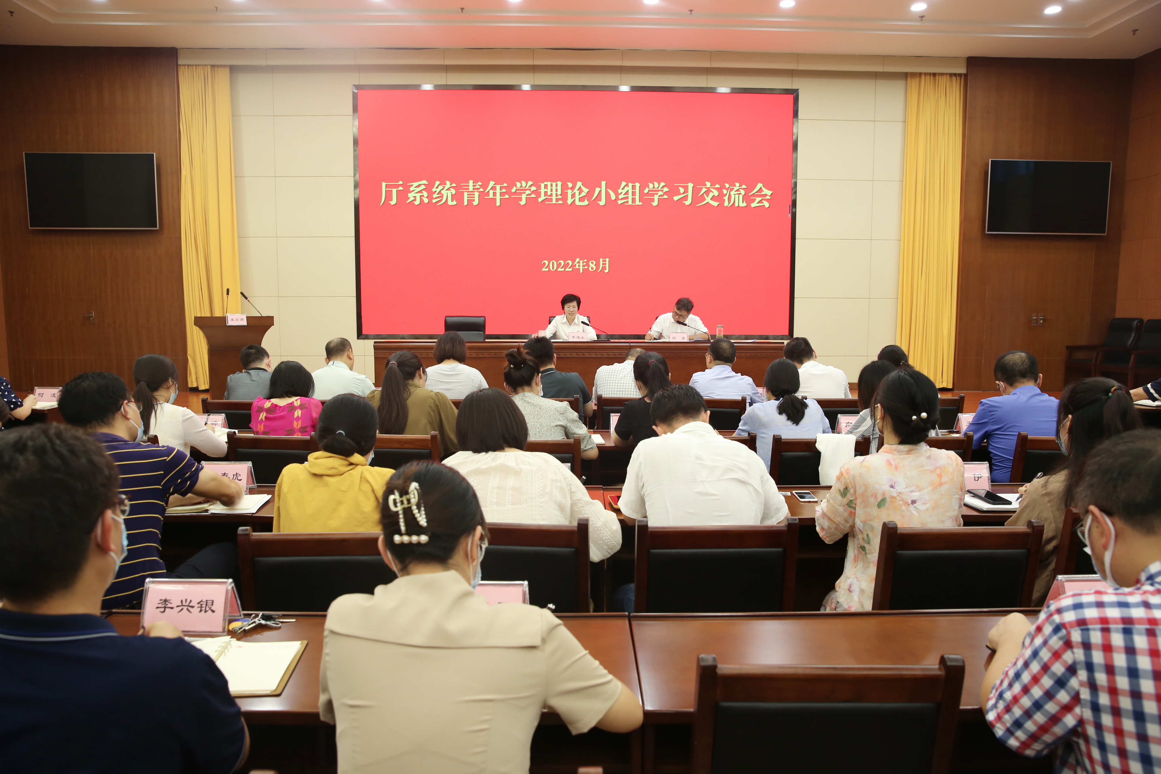 2.jpg C7娱乐