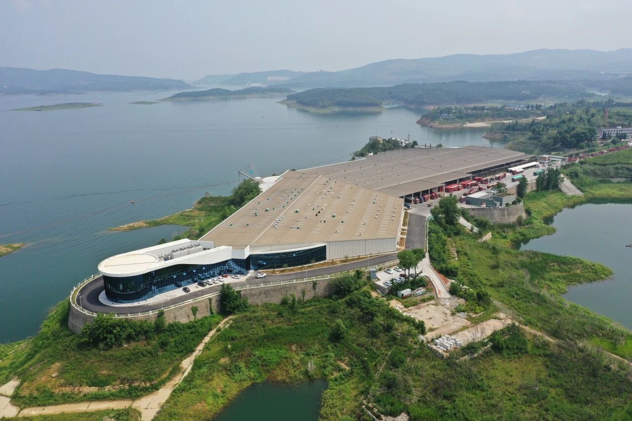 789e3f18200f030b68b4042201b81b08.jpg C7娱乐