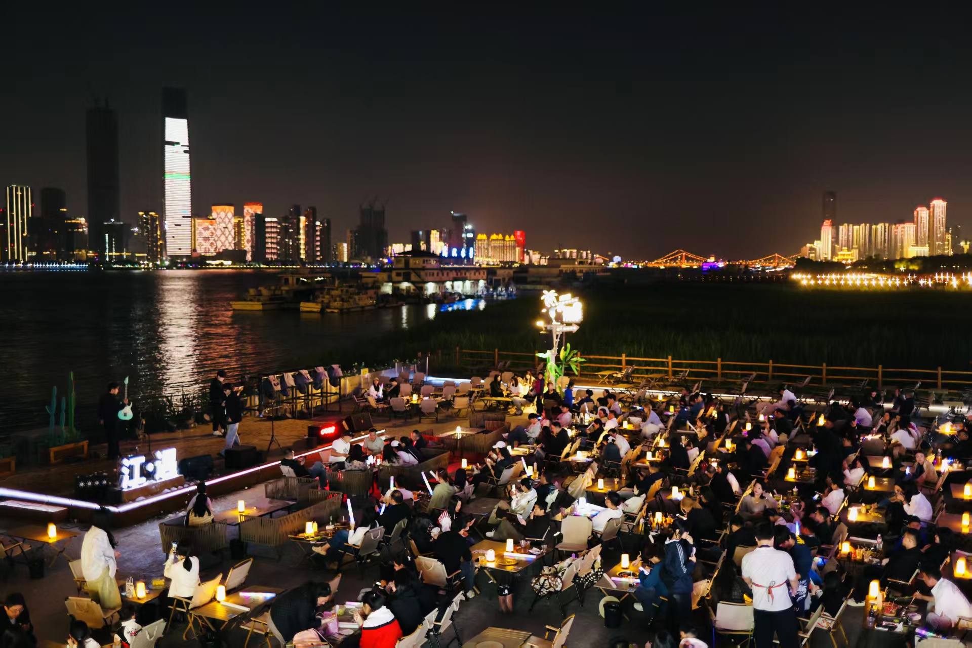 6.jpg C7娱乐