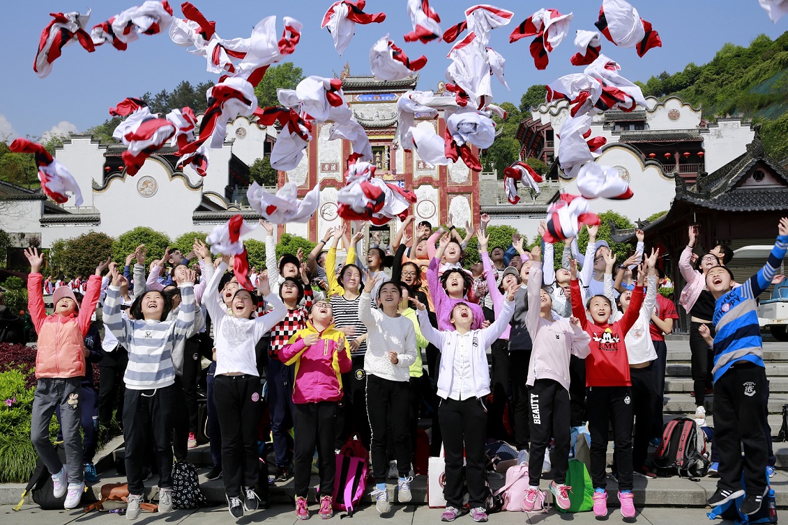 1.jpg C7娱乐