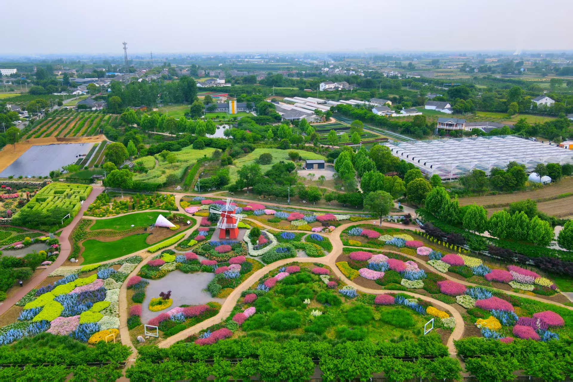 2营地照片1.jpg C7娱乐